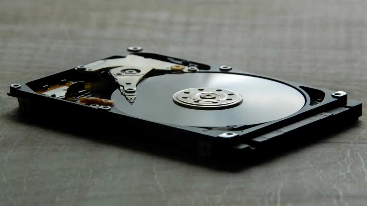 Hard Disk Drive: Sample Video 1